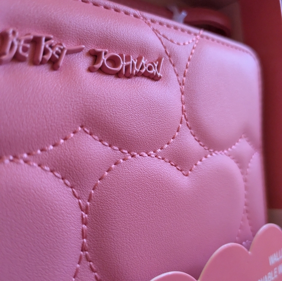 Betsey Johnson Bubblegum Pink Stitched Hearts Wristlet Wallet - Picture 2 of 5